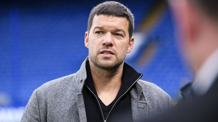 Michael Ballack hat eine schwere Operation hinter sich gebracht.