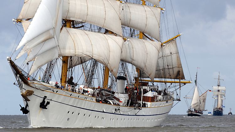 So soll der Stolz der deutschen Marine künftig wieder aussehen: Die "Gorch Fock" unter Segeln (Archivbild).