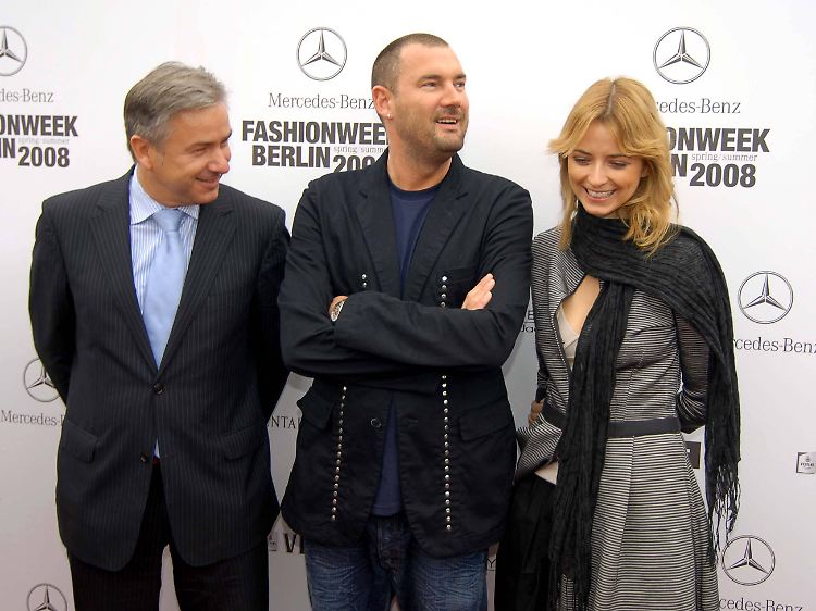 2008 mit Klaus Wowereit (damals Regierender Bürgermeister von Berlin) und Eva Padberg. 2006 zeigte Michalsky zum ersten Mal seine Entwürfe - im Roten Rathaus in Berlin.