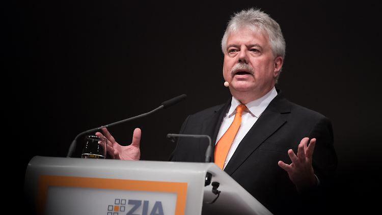 Andreas Mattner ist Präsident des Zentralen Immobilienausschusses (ZIA), in dem die verschieden Zweige und Verbände der Immobilienbranche zusammengeschlossen sind.