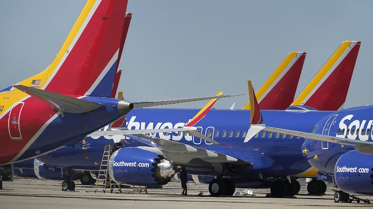 Die Boeing 737-Max-Maschinen der US-Airline Southwest stehen seit März am Boden.