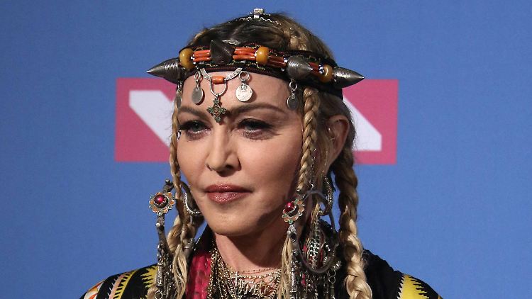 Die 60-jährige Madonna ist immer für eine Überrachung gut. 