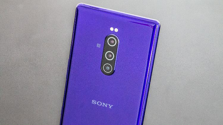 Das Sony Xperia 1 hat eine Triple-Kamera auf der Rückseite.