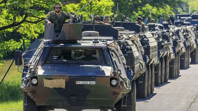 Gute Ertragsaussichten im Rüstungsgeschäft: Weltweit ziehen die Militärausgaben an.