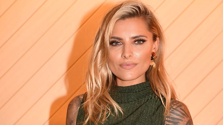 Die Blicke auf sich ziehen? Kann sie: Sophia Thomalla.