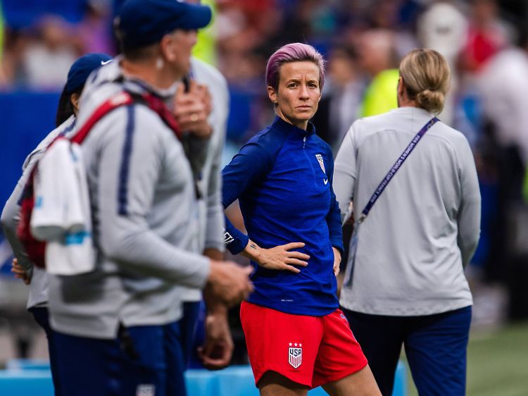 Verfolgte die Party nur von außen: die angeschlagene Megan Rapinoe.