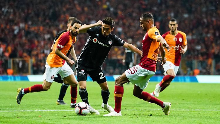 Der zuletzt an Besiktas Istanbul ausgeliehene Shinji Kagawa spielt in den Planungen von Trainer Lucien Favre keine Rolle.
