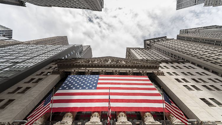 Die Wall Street handelte wegen des feiertags morgen verkürzt.