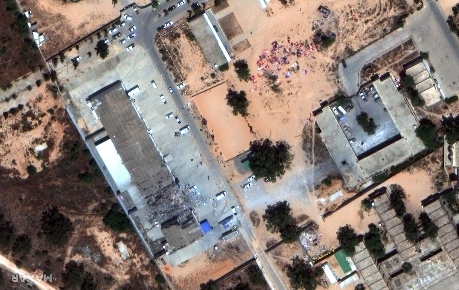 Blick aus dem All auf Libyen So traf der Luftangriff das Lager Tajoura