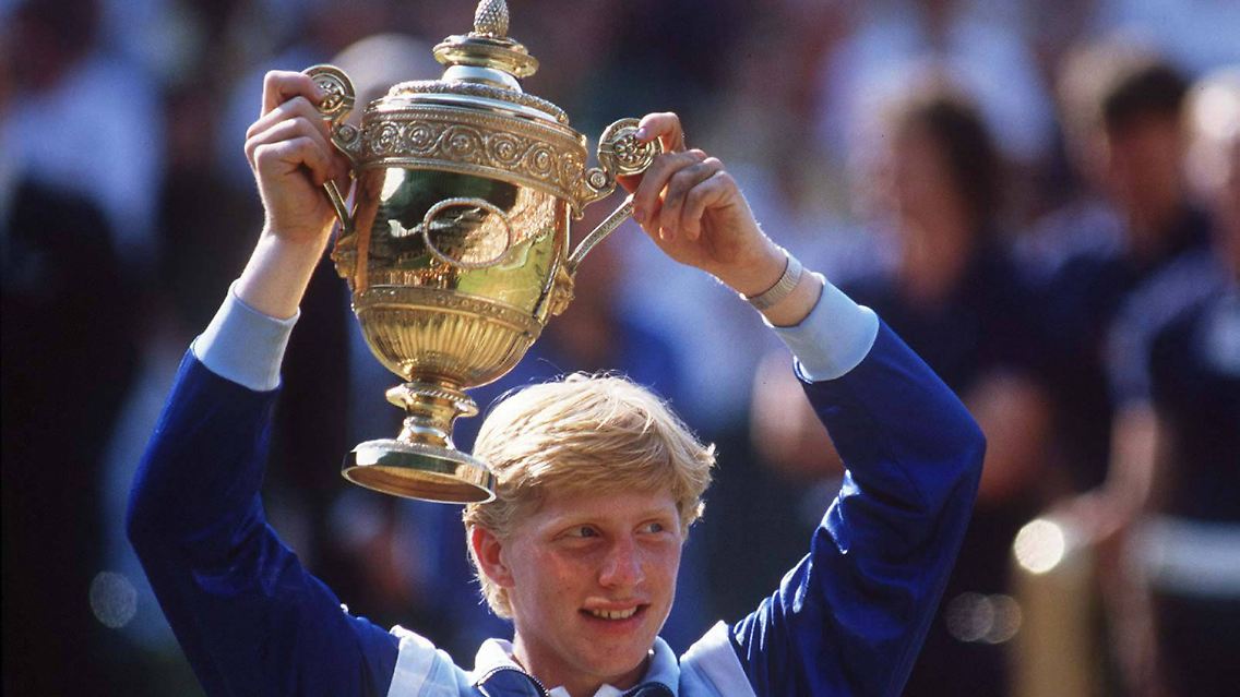 ... 1985 als 17-Jähriger und damit bis heute jüngster Spieler überhaupt die Herren-Konkurrenz von Wimbledon.