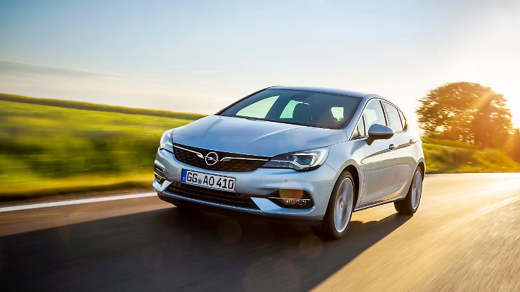 Opel hat den Astra überarbeitet.