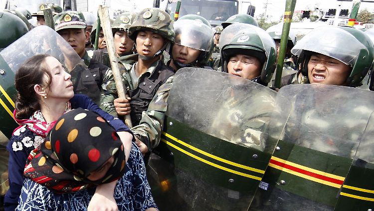 Seit den Protesten in Xinjiang hat die Regierung die Zügel in der Provinz angezogen (Archivbild).