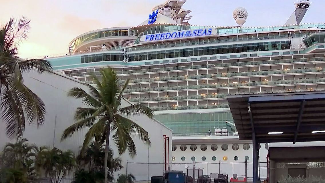 BabyKreuzfahrtschiff.jpg