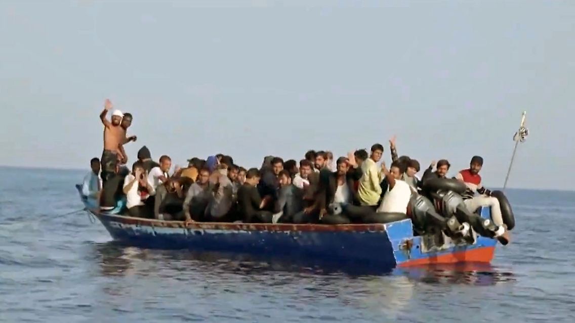 AlanKurdiHolzboot.jpg
