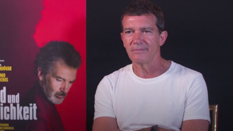 banderas leid und herrlichkeit.jpg