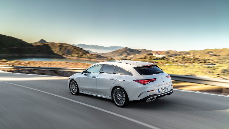 In der Neuauflage erreicht der CLA Shooting Brake jetzt fast die 4,70-Meter-Marke.