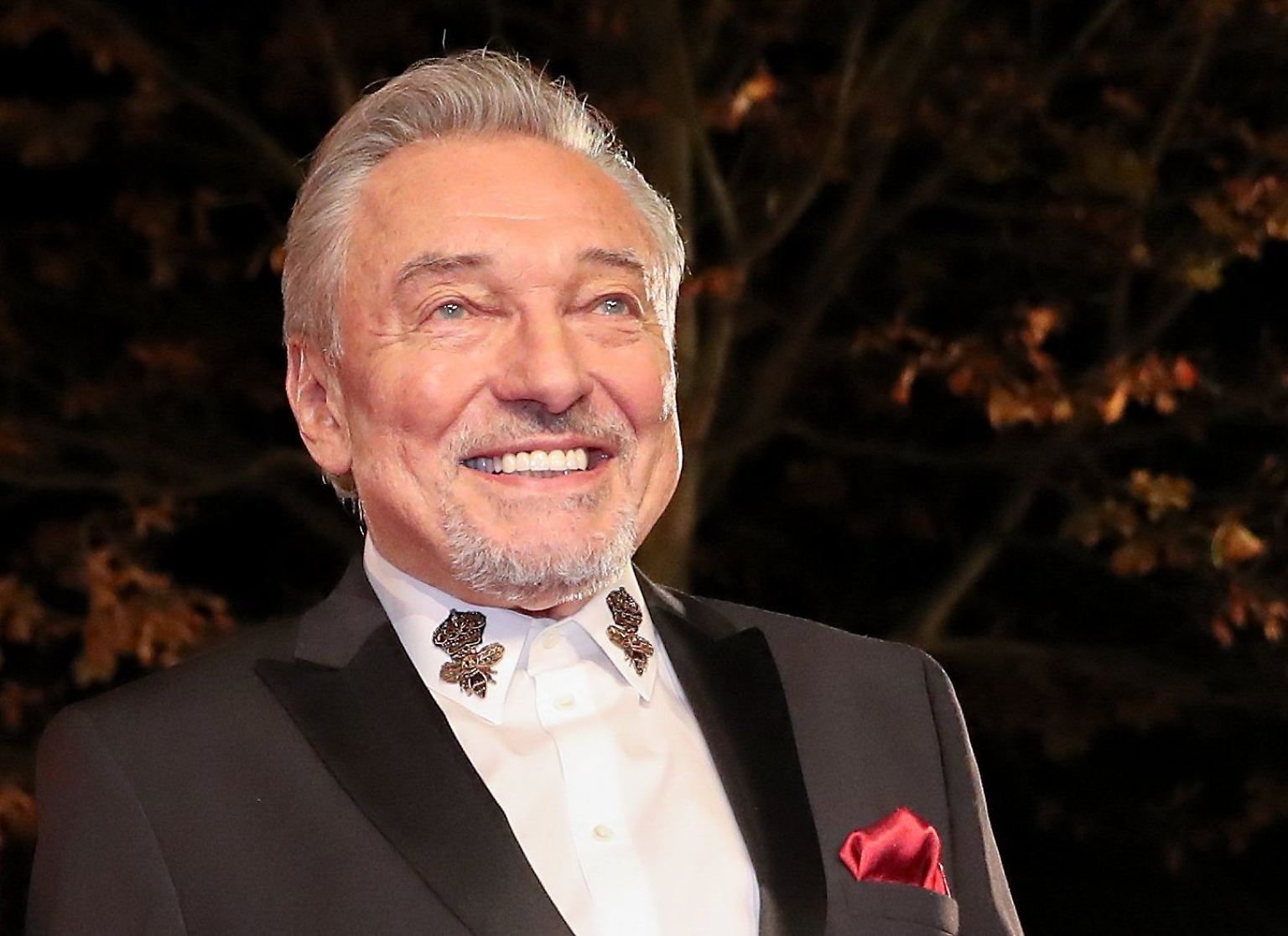 Ach, Karel Gott - wer kennt ihn  nicht, wer mag ihn nicht? Er ist einfach so ein obersympathischer Typ.
