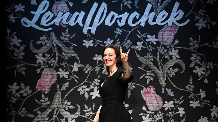 Lena Hoschek wollte bei dieser Kollektion mehr als Blümchenkleider zeigen.