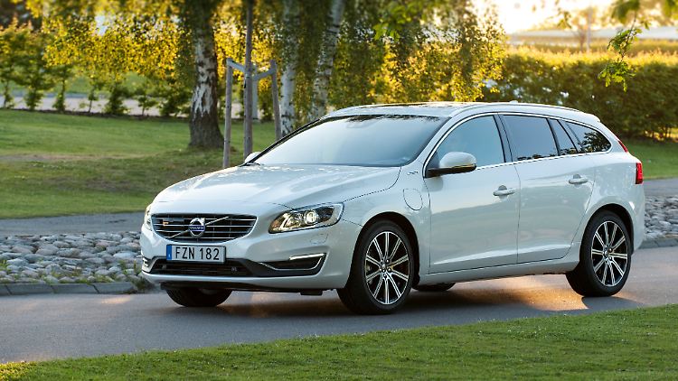 Der V60 der zweiten Generation zählt optisch zu den dynamischeren Volvomodellen.
