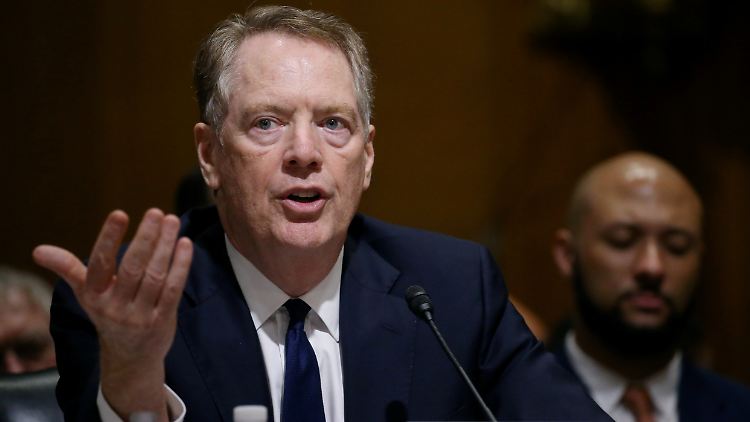 Der US-Handelsbeauftragte Robert Lighthizer erklärte, die USA seien "sehr besorgt", dass die Steuer in "unfairer Weise" auf US-Konzerne abziele.