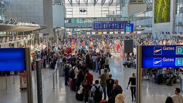 Wer mehr als drei Stunden Verspätung hat, dem gewährt das EU-Recht Anspruch auf Entschädigung.