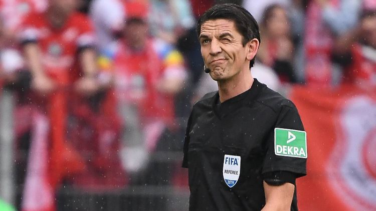 "Der Boden war nass, ich bin ausgerutscht": Deniz Aytekin.
