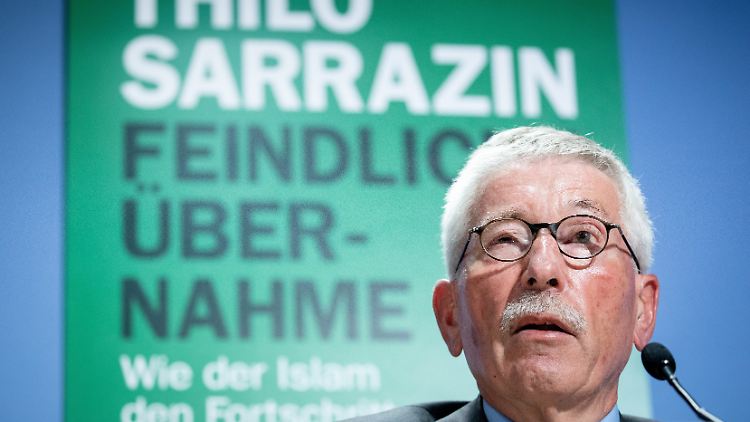 "Feindliche Übernahme": Die AfD würde Thilo Sarrazin aufnehmen.