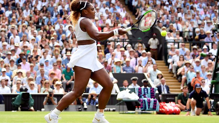 In ihrem elften Finale in Wimbledon trifft Serena Williams am Samstag auf die Rumänin Simona Halep. Für Williams wäre es der achte Titel.