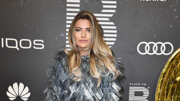 "Ruhig, besonnen und cool" - so beschreibt Sophia Thomalla die Kanzlerin.