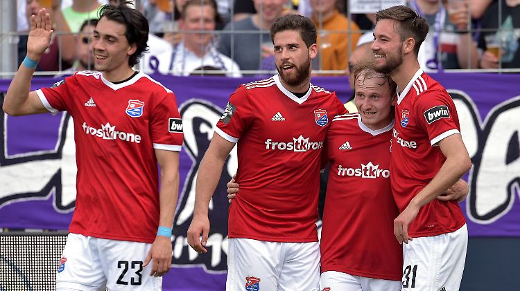 Am letzten Spieltag fertigte Unterhaching Osnabrück mit 4:1 ab.