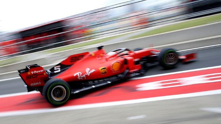 Wirkt doch eigentlich ganz dynamisch: Sebastian Vettel im Ferrari.