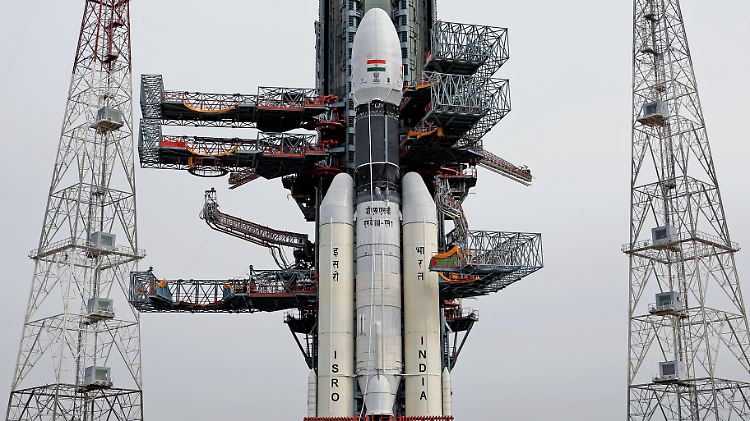 Die Kosten für den Flug zum Mond beziffert Indien auf rund 124 Millionen Euro.