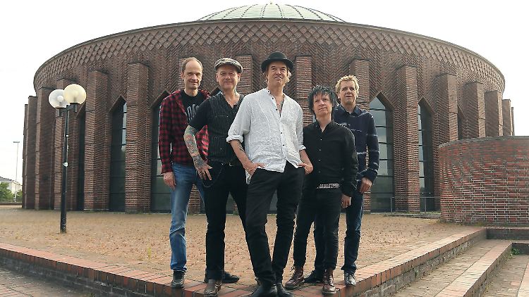 Die Toten Hosen zeigten sich in Düsseldorf experimentierfreudig.