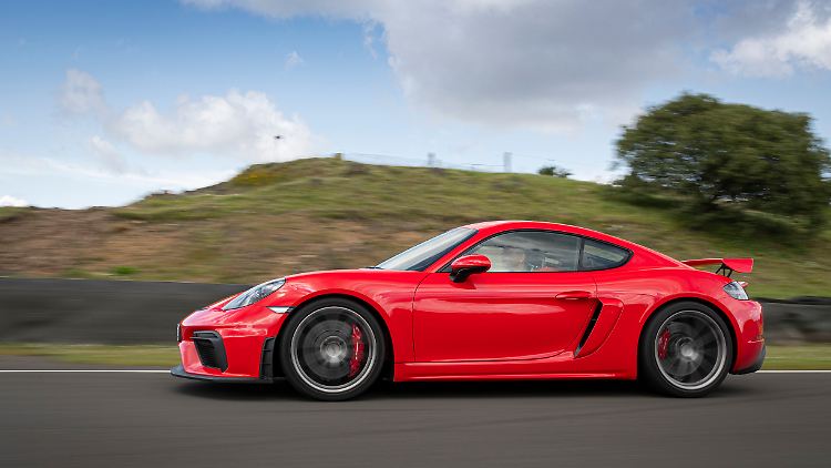 Es gibt sicher stärkere Vertreter in seiner Zunft. Aber kaum einer fährt mit einem saugenden Sechszylinder und ist so agil wie der Cayman GT4.