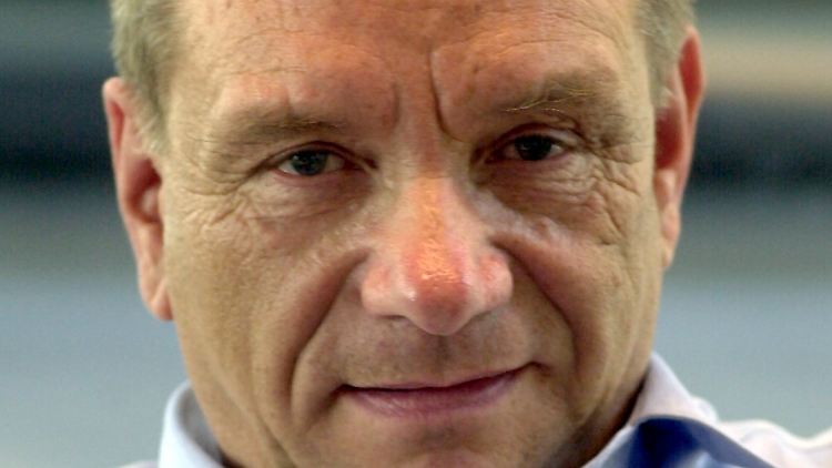 Das neueste Foto im Archiv ist aus dem Jahr 2000: Der damalige Bundestagsabgeordnete Hans Wallow.