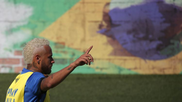 Haare schön: Neymar.