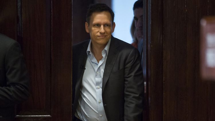 Thiel sieht sich selbst als Outsider in der eher linksliberalen amerikanischen Tech-Branche.