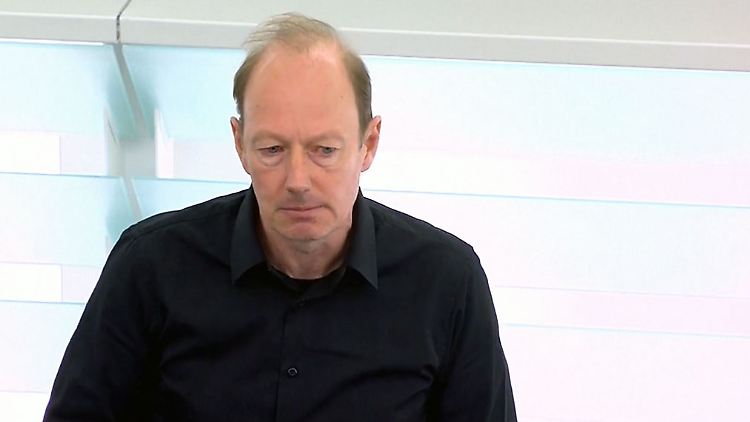 Sonneborn kritisiert von der Leyen.jpg