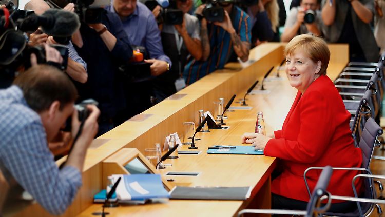 Stellt sich den Fragen der Hauptstadtjournalisten: Bundeskanzlerin Angela Merkel.