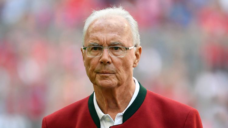 Franz Beckenbauer ist gesundheitlich offenbar sehr angeschlagen. Das sollen mehrere Atteste belegen.