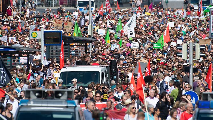 Die Demo in Kassel richtet sich gegen eine Demonstration der Kleinstpartei "Die Rechte".