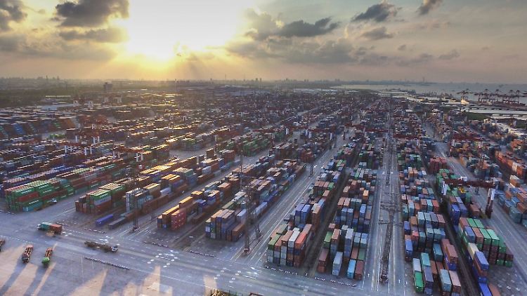 Auch in China lässt die Nachfrage nach deutschen Industrieprodukten nach.