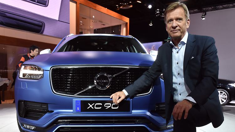 Flaggschiff mit Feuergefahr: Volvochef Hakan Samuelsson mit dem XC90.