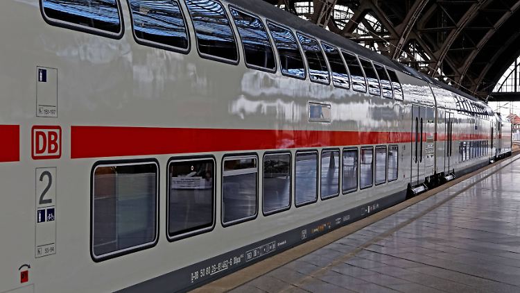 Die gebrauchten Doppelstockzüge sollen auf der Strecke Dresden-Berlin-Rostock zum Einsatz kommen.