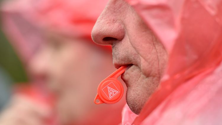 Die IG Metall kämpft für höhere Löhne, den Arbeitgebern sind die Forderungen der Gewerkschaft aber mittlerweile zu hoch.