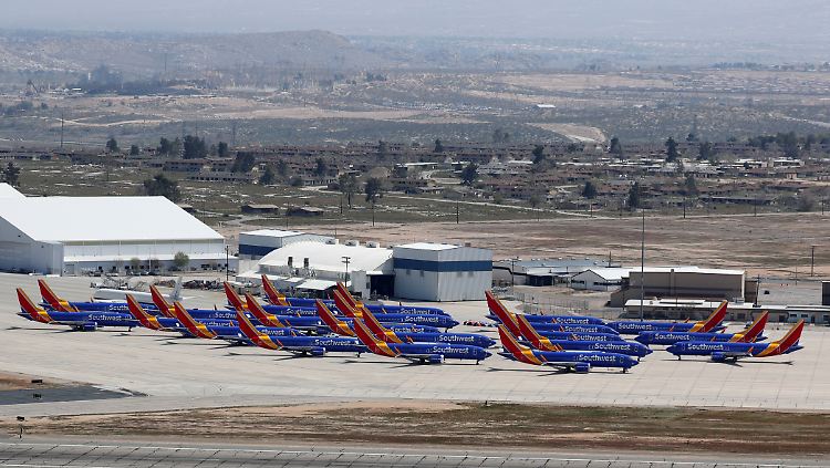 737-Max-Maschinen, die Southwest in Kalifornien geparkt hat.