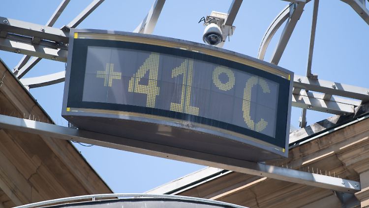 41 Grad - kein Bild aus Doha oder Bangkok, sondern aus Stuttgart. 