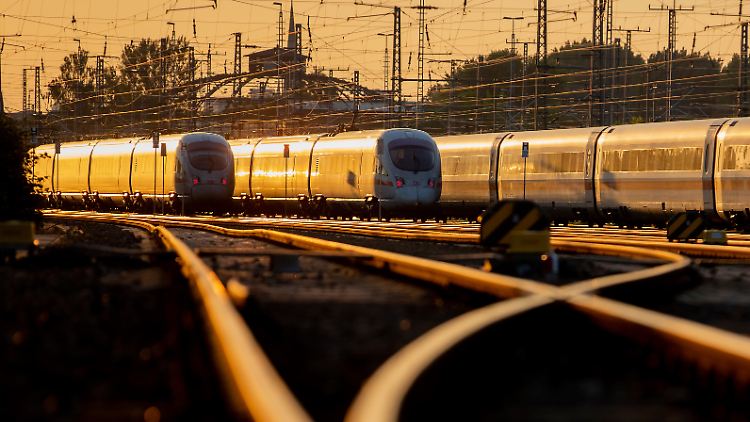 Auch die CSU will plötzlich die Mehrwertsteuer für die Bahn senken.