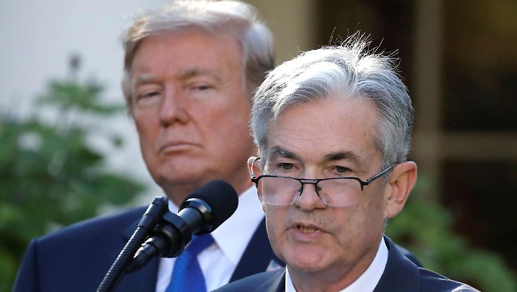 Trump appelliert an Fed-Chef Powell, mehr als nur einen kleinen Schritt zu wagen: "Die Fed hat alles falsche Entscheidungen getroffen. Eine kleine Zinssenkung ist nicht genug."