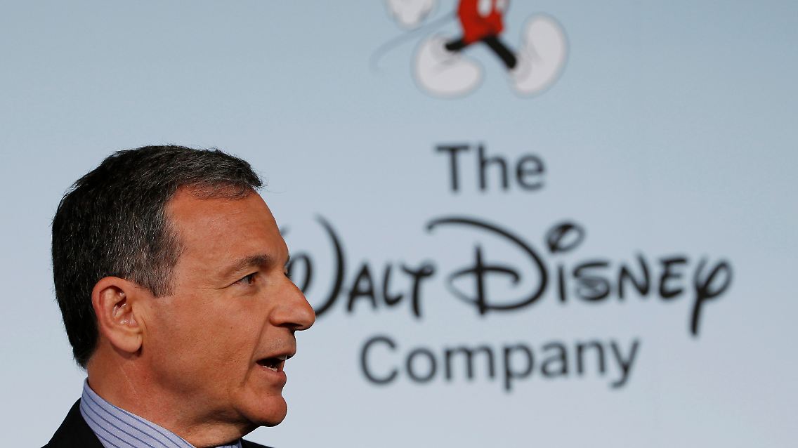 ... sich Vorstandschef Robert Iger im vergangenen Jahr mit einem Gehalt von 65 Millionen Dollar belohnte. Zum Vergleich: ...